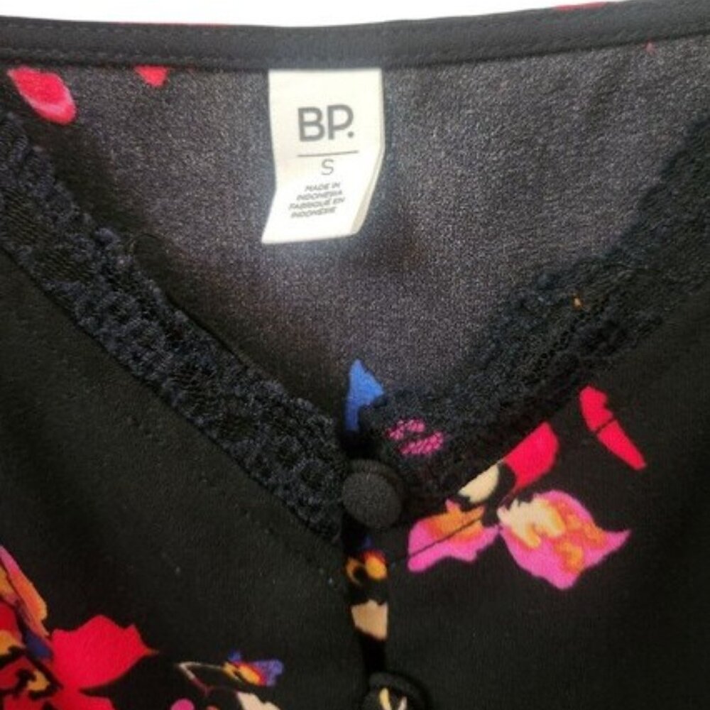 BP. Nordstrom Size Small Black Floral Lace Trim Cami Tank Top Feminine Trendy - Picture 4 of 4